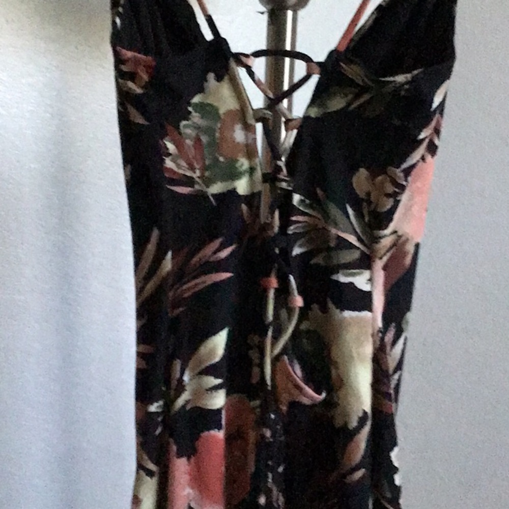 Flower Dress - Picture 3 of 5
